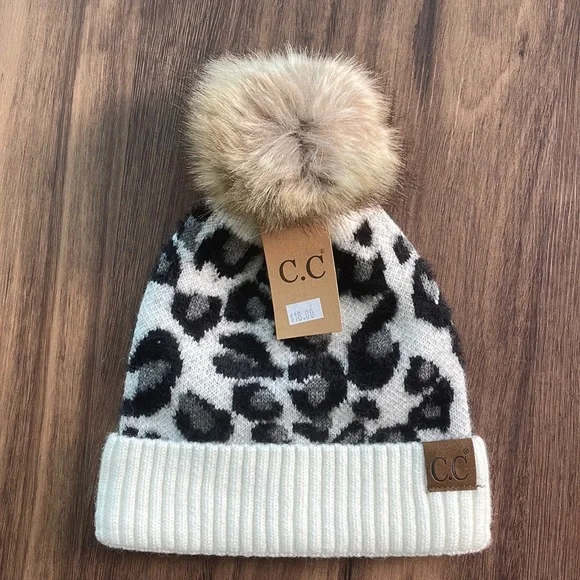 Child’s CC winter beanie. Leopard print - Picture 1 of 1